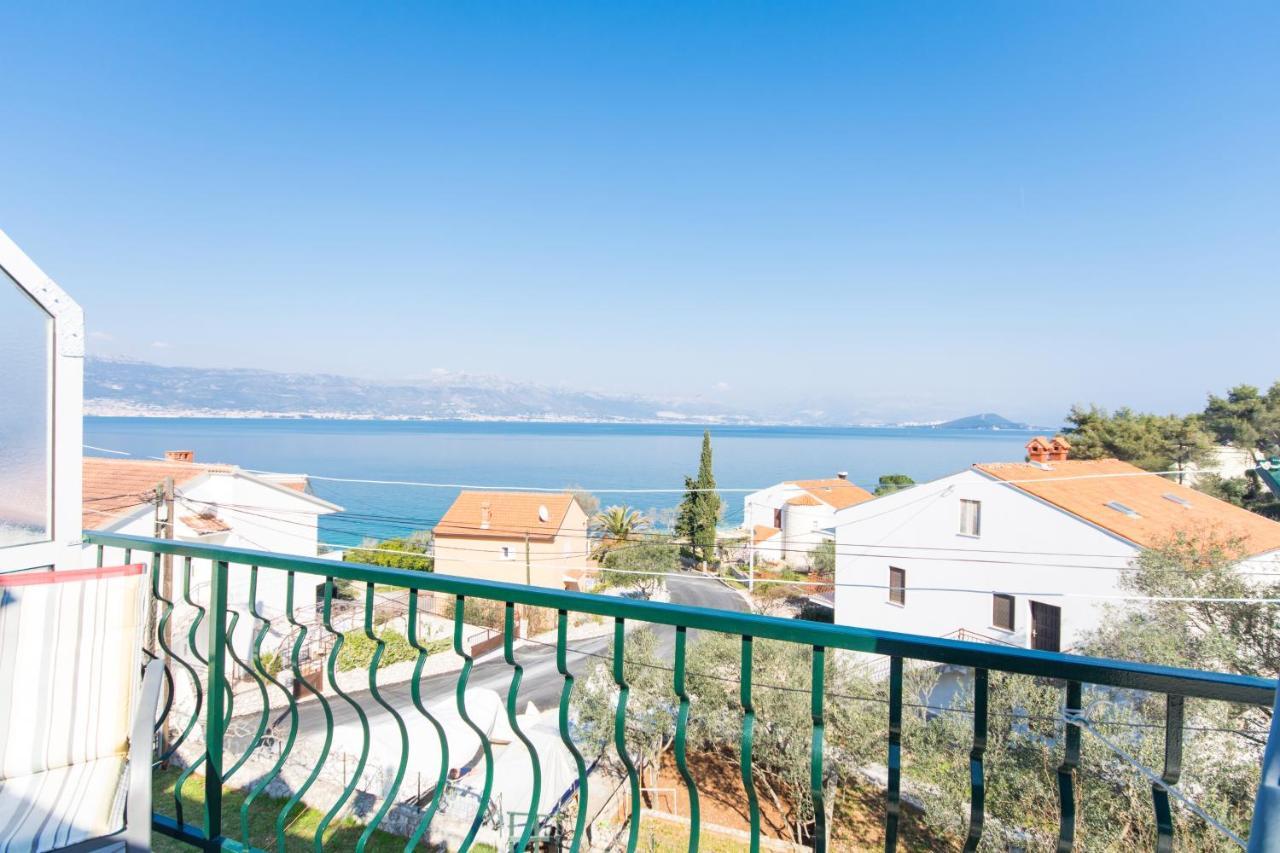 Apartments By The Sea Slatine, Ciovo - 1126 Трогир Экстерьер фото