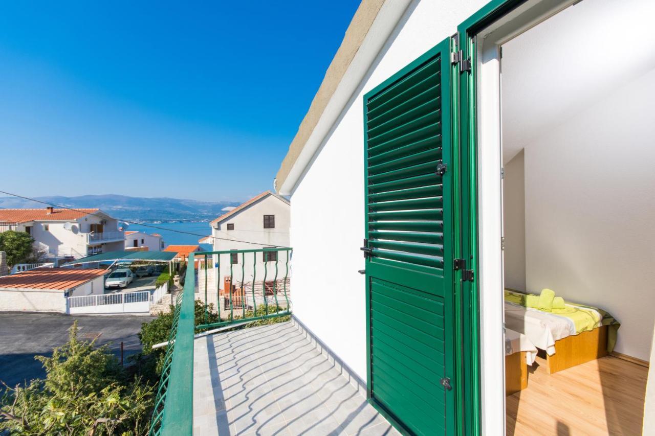 Apartments By The Sea Slatine, Ciovo - 1126 Трогир Экстерьер фото