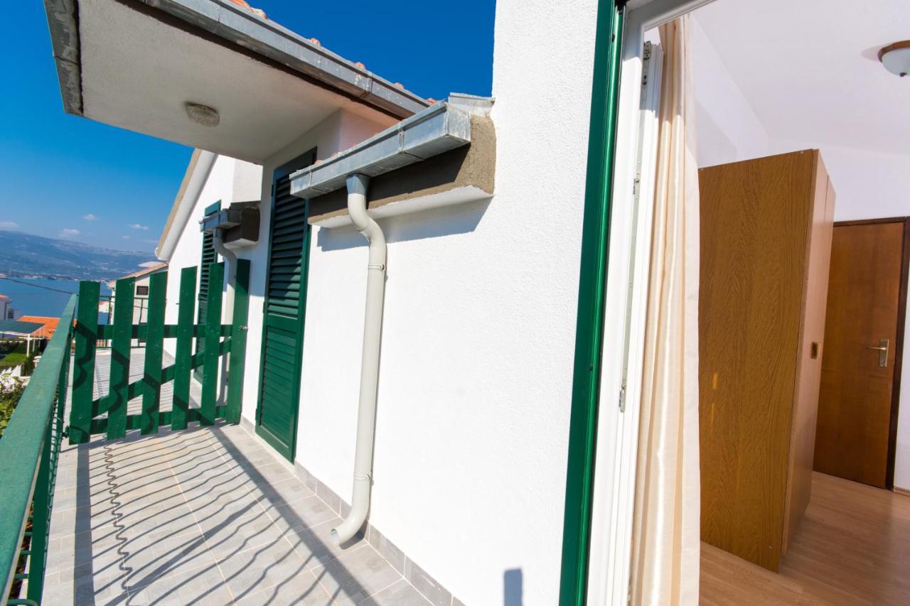 Apartments By The Sea Slatine, Ciovo - 1126 Трогир Экстерьер фото